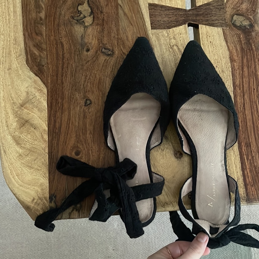 Tie up ankle flats